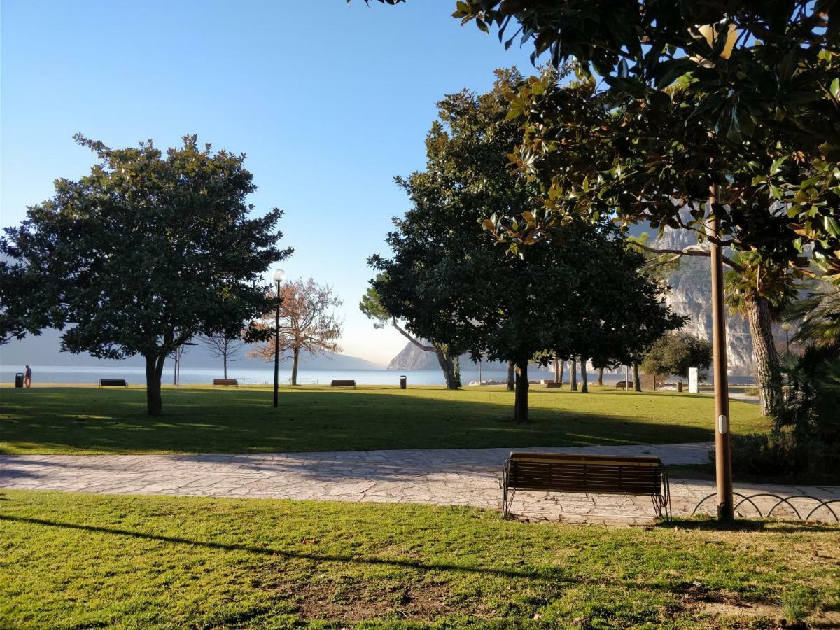 Appartamento Silvy Riva del Garda Exterior photo